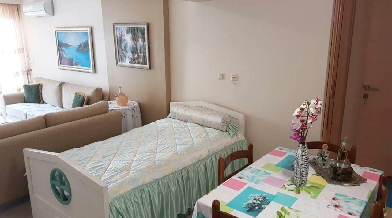 Maria'S Garden House Lejlighed Flogita Eksteriør billede
